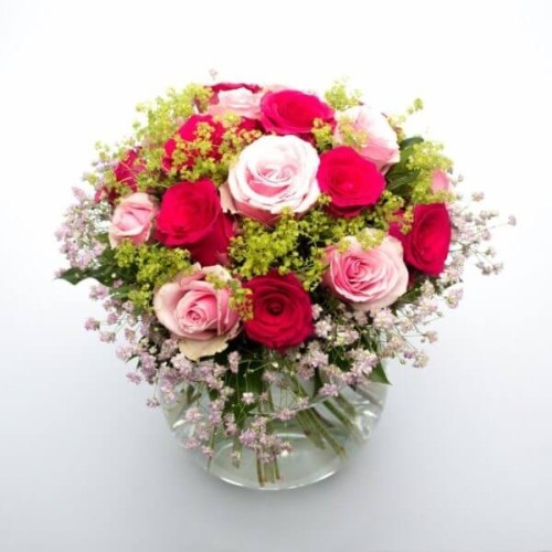 Roses and bridal veil (Extravagant bouquet)